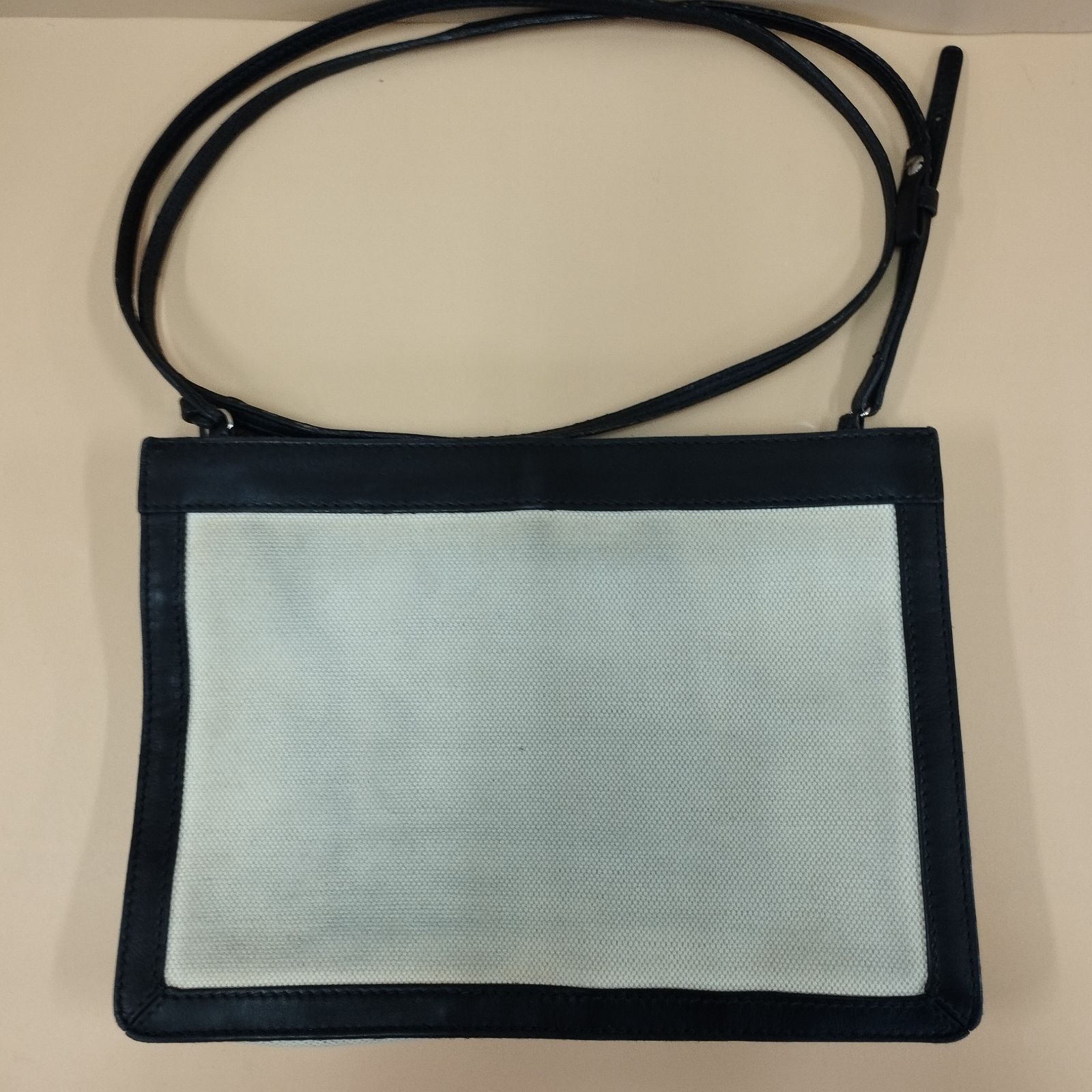 D 8796 バレンシアガ ポシェット ポーチ ナチュラル × ブラック キャンバス レザー