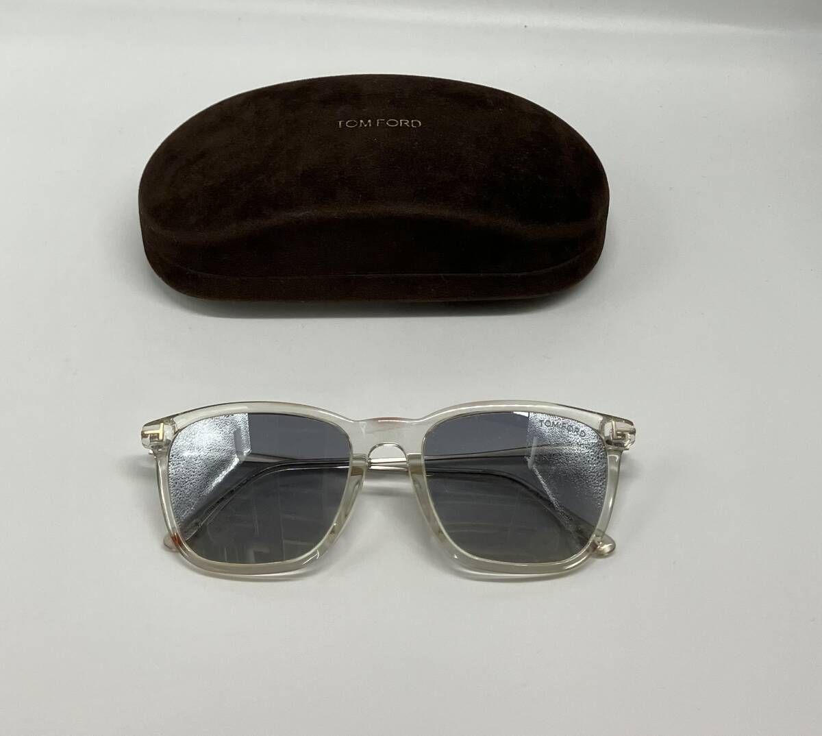 TOMFORD トムフォード TF 625-F ウェリントン サングラス ロゴ き 眼鏡拭き付き 箱ブラウン