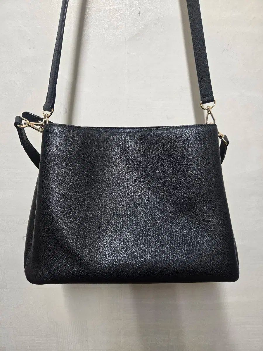 ショルダーバッグ