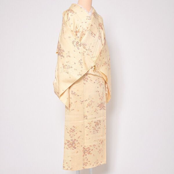 仕立て上がり 単衣着物 「クリーム色 水面地紋に菊」 小紋 正絹 ＜T