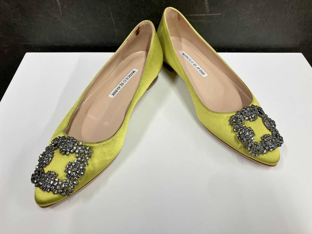 MANOLO BLAHNIK 35 22.0.cm相当 ハンギシ サテンシルク 表参道 パンプス 左内側かかとシミ有り