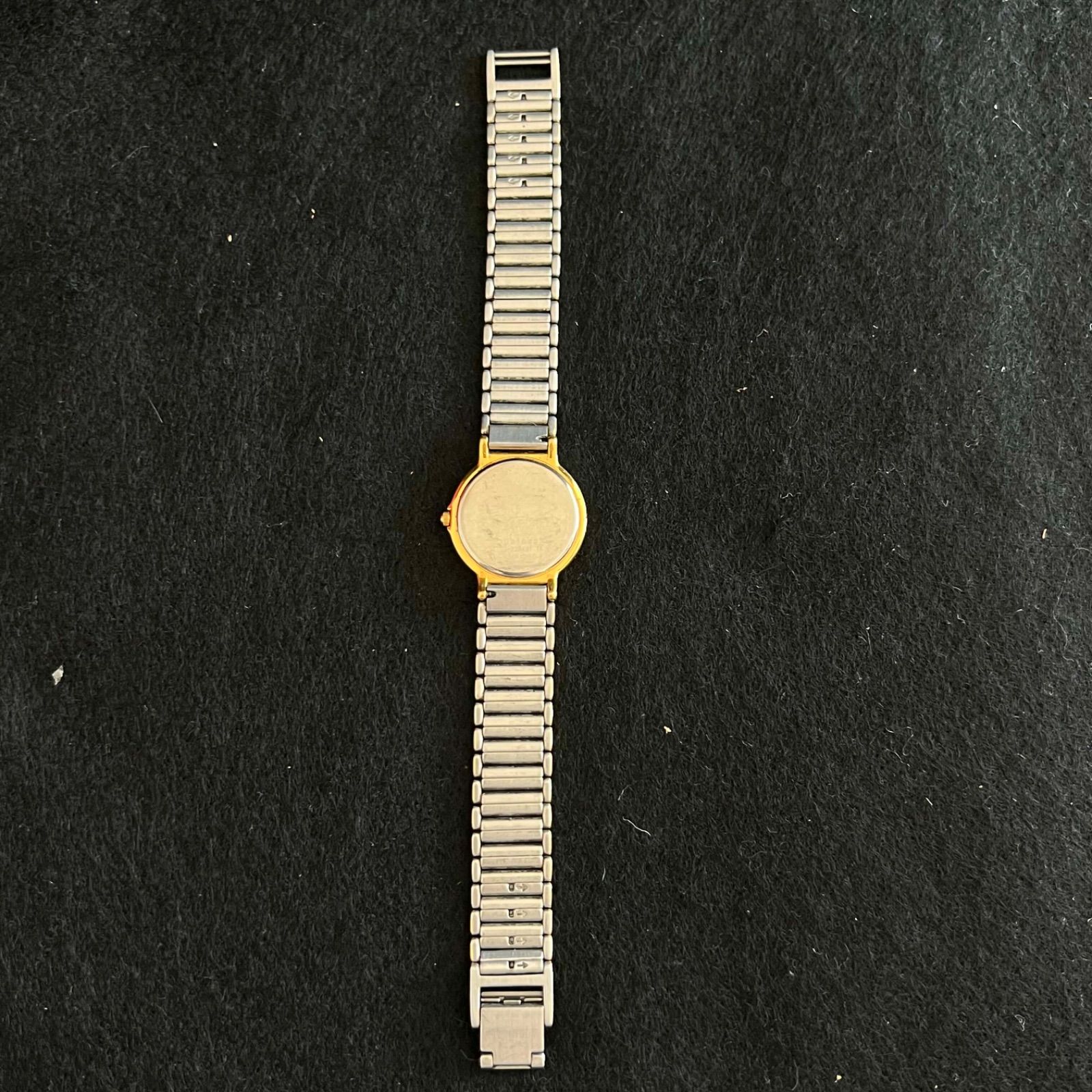  T 22 Yves Saint Laurent イヴ サンローラン 2200-228481 ホワイト文字盤 クォーツ アナログ レディース 腕時計 腕時計(クォーツ) 腕時計(アナログ)