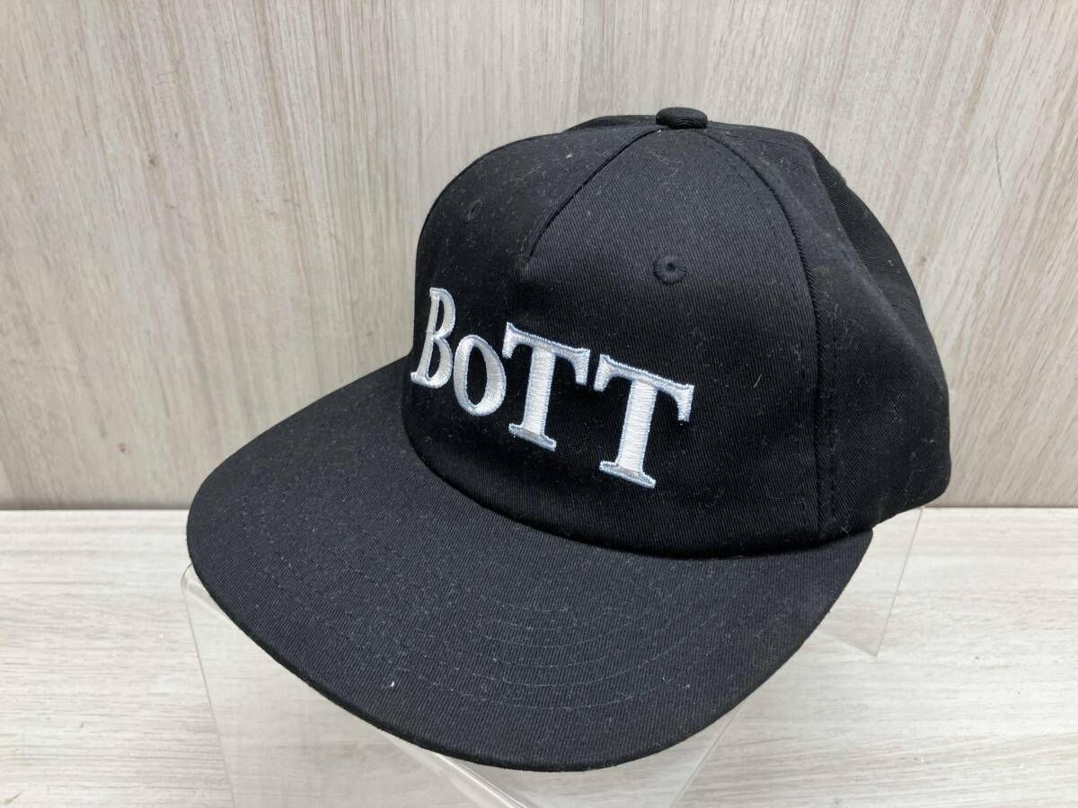 BOTT DIVINITIES worldwide ブラック キャップ