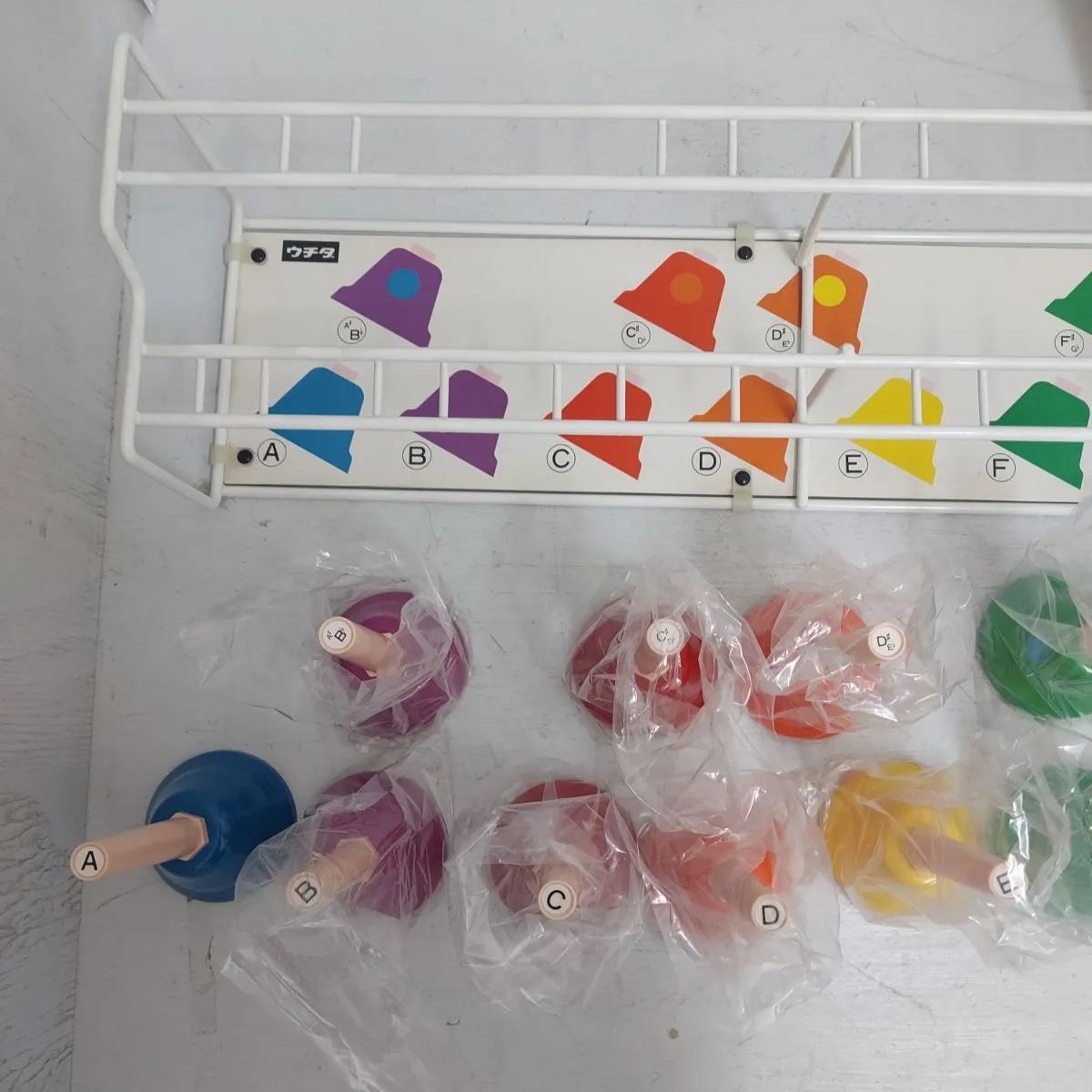 ウチダ ハンドベル 20音 ミュージックベル MB C スタンド付き カバー付き 内田洋行