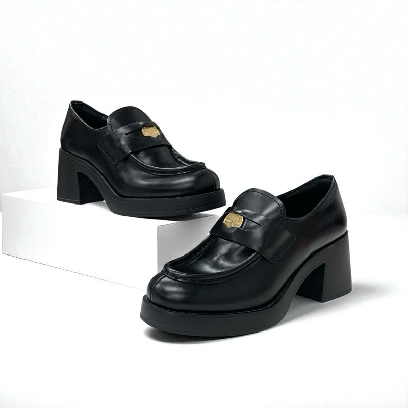 ミュウミュウ MIUMIU ローファー 革靴 靴 シューズ レザー ブラック 黒