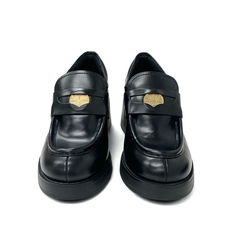 ミュウミュウ MIUMIU ローファー 革靴 靴 シューズ レザー ブラック 黒