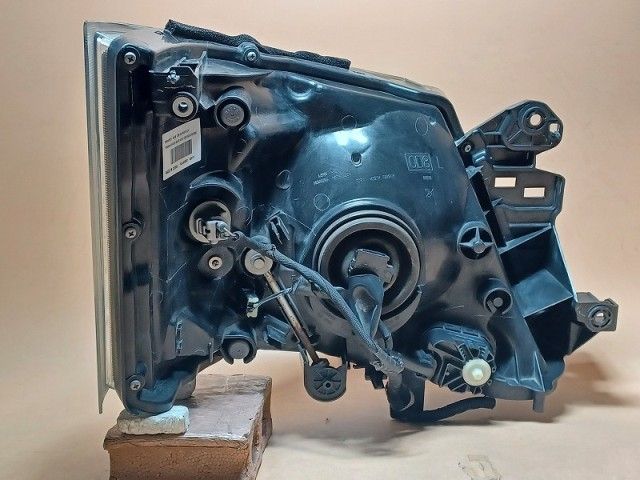 コーティング済 NV350キャラバン VW6E26 左ヘッドランプ・ヘッドライト 