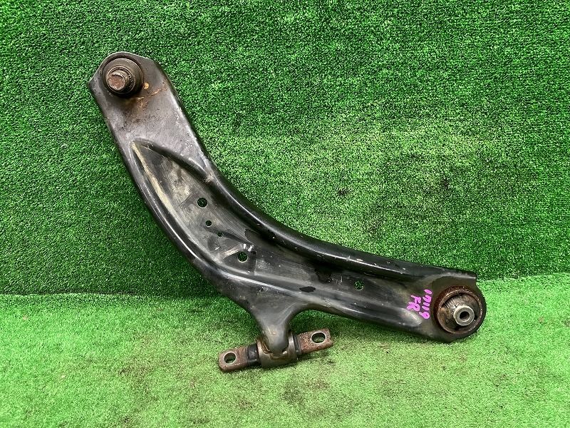 エクストレイル NT32 右フロントロアアーム 20X 4WD 5人 54500-4CA2A RAW