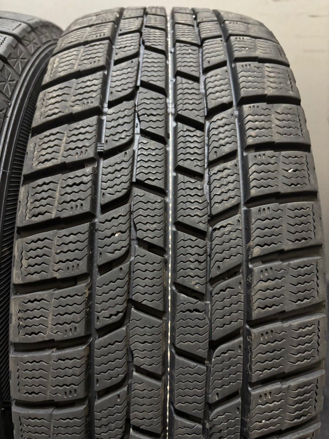 195 65 R 15 ICENAVI 6 20年製 スタッドレス 4本 ノア ヴォクシー プリウス 4 K 885