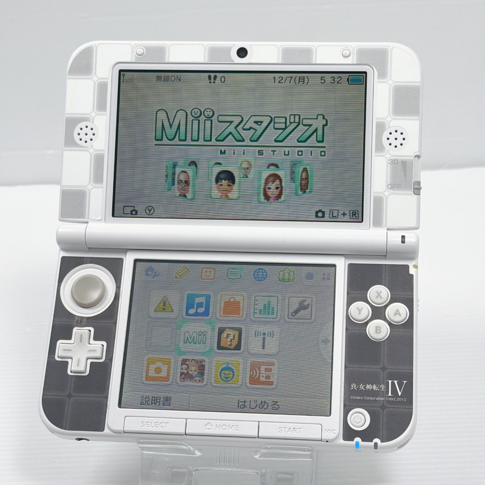 美品 ニンテンドー 3DSLL 真・女神転生IV 限定モデル 遊べるセット