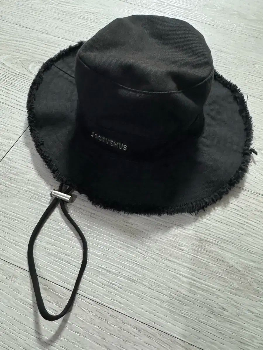 ジャックムス アーティチョーク バケットハット ブラック 60