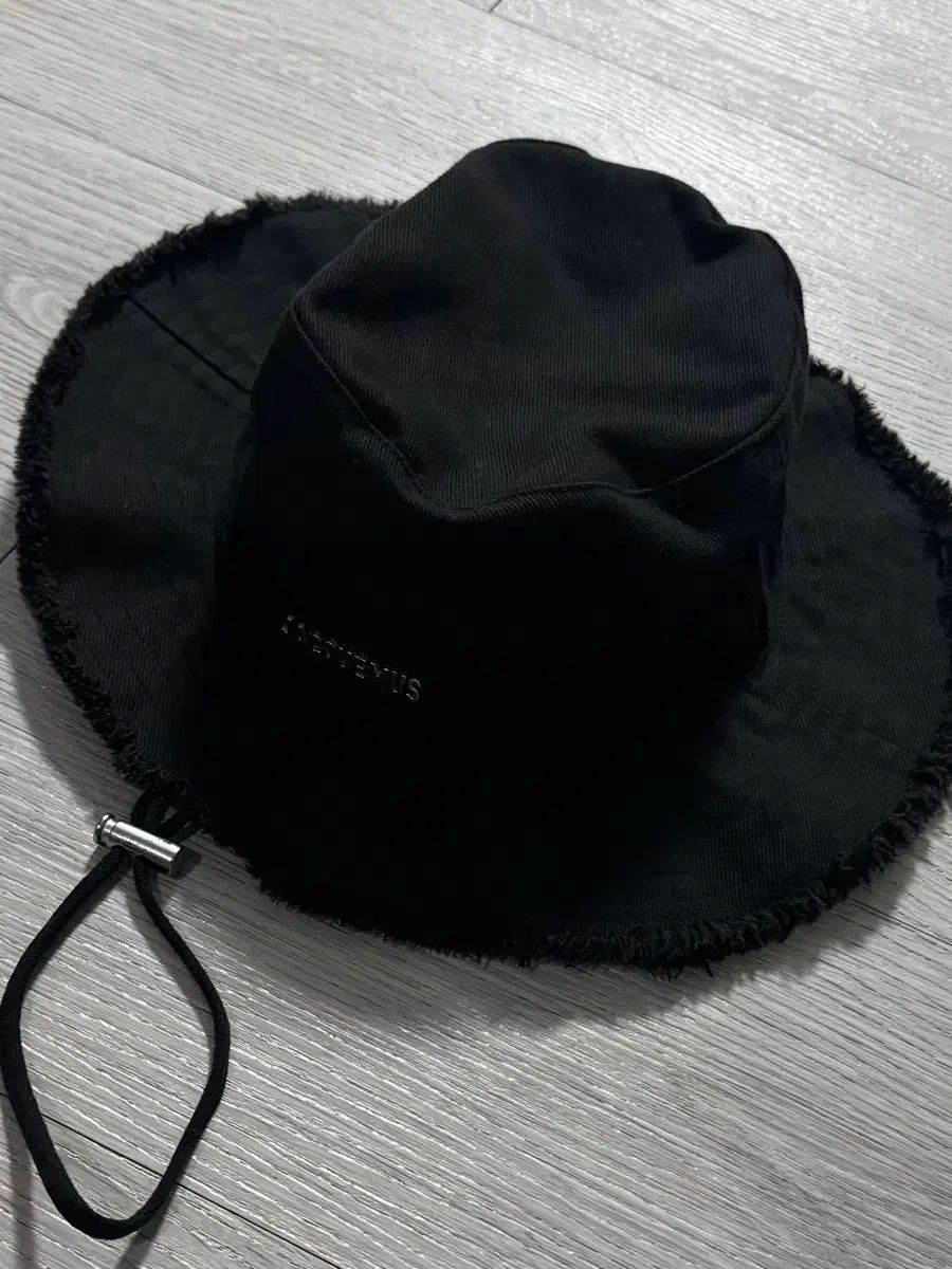 ジャックムス アーティチョーク バケットハット ブラック 60