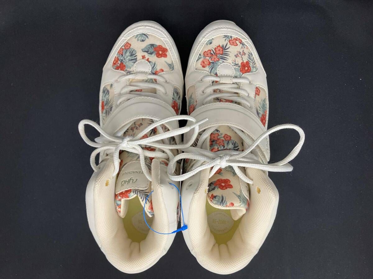 フィットネスシューズ マジックテープ