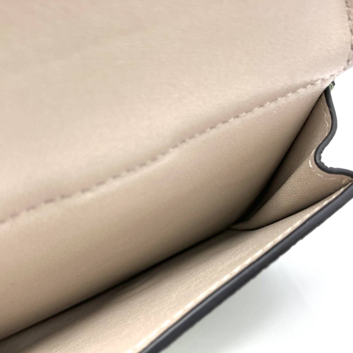 3つ折り財布 ソフトグレインカーフレザー