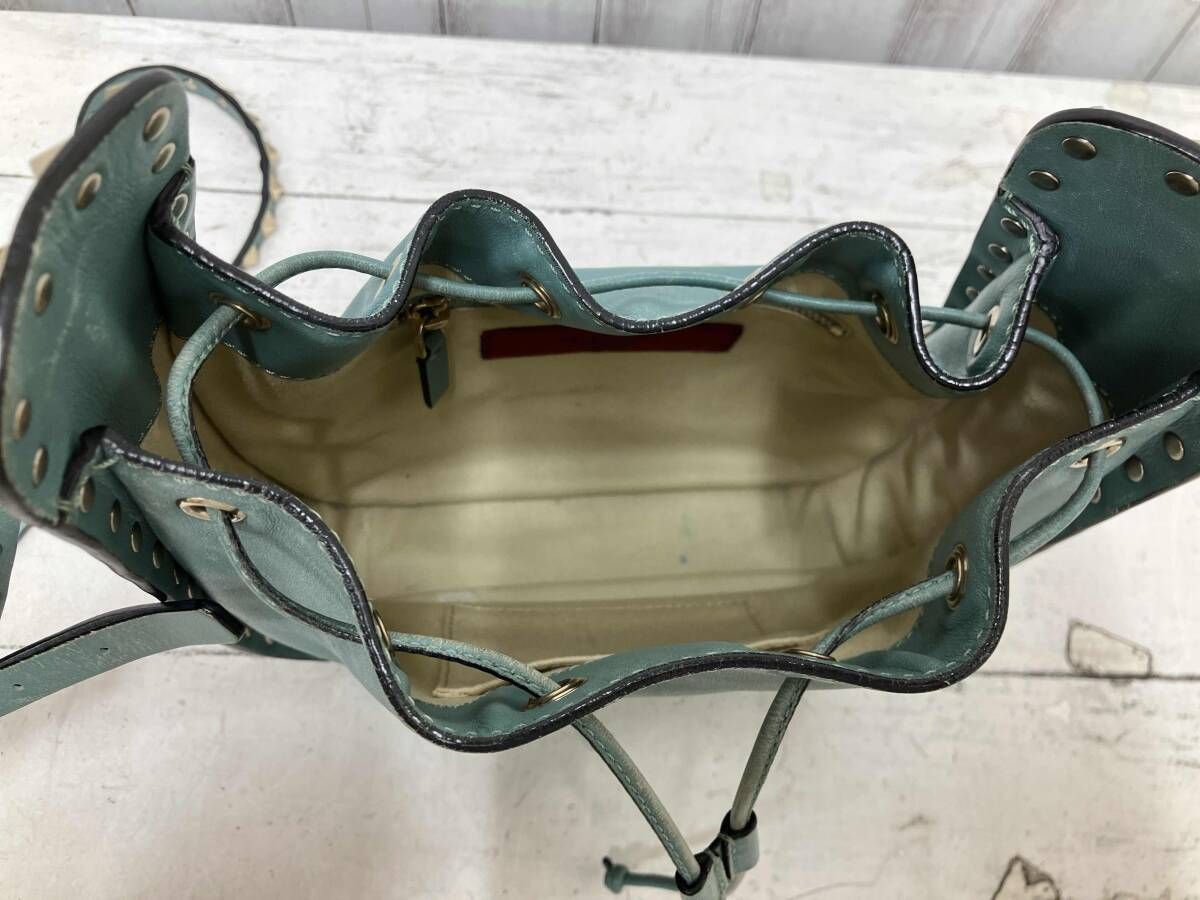 ショルダーバッグ