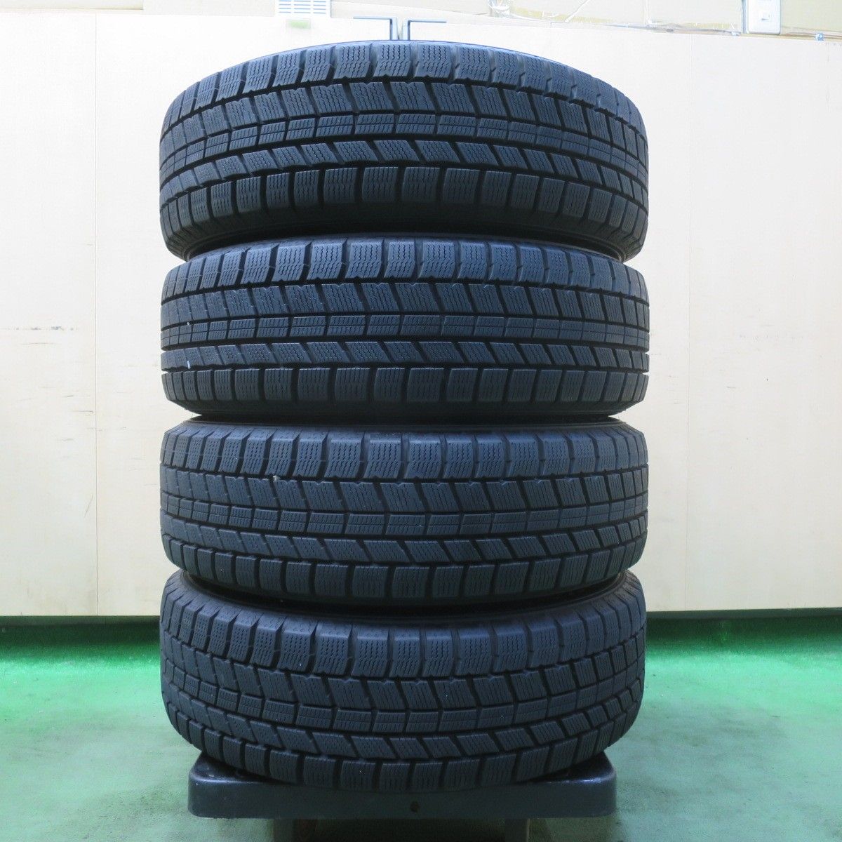  超バリ溝 22年 キレイ ほぼ10分 スタッドレス 175 65 R 15 オートバックス ノーストレック N 5 LEBEN レーベン 15インチ PCD 100 4 H 5112105イス 15インチ タイヤ ホイールセット