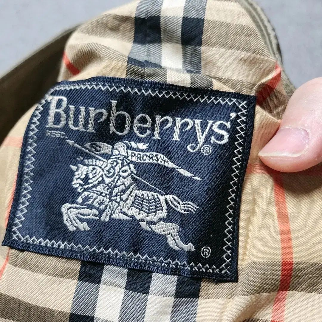 バーバリー トレンチコート 裏地ノバチェック総柄 ベルト ロング 白