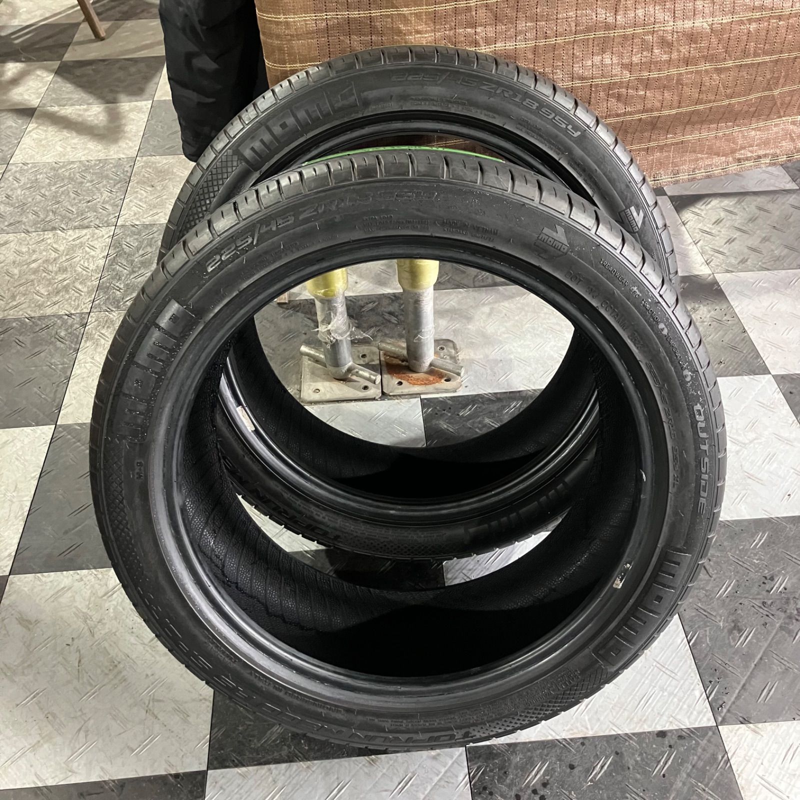 み 225 45 R 18 製 MOMO TOPRUN M 300 AS SPORT モモ トップラン スポーツ タイヤ2本セット