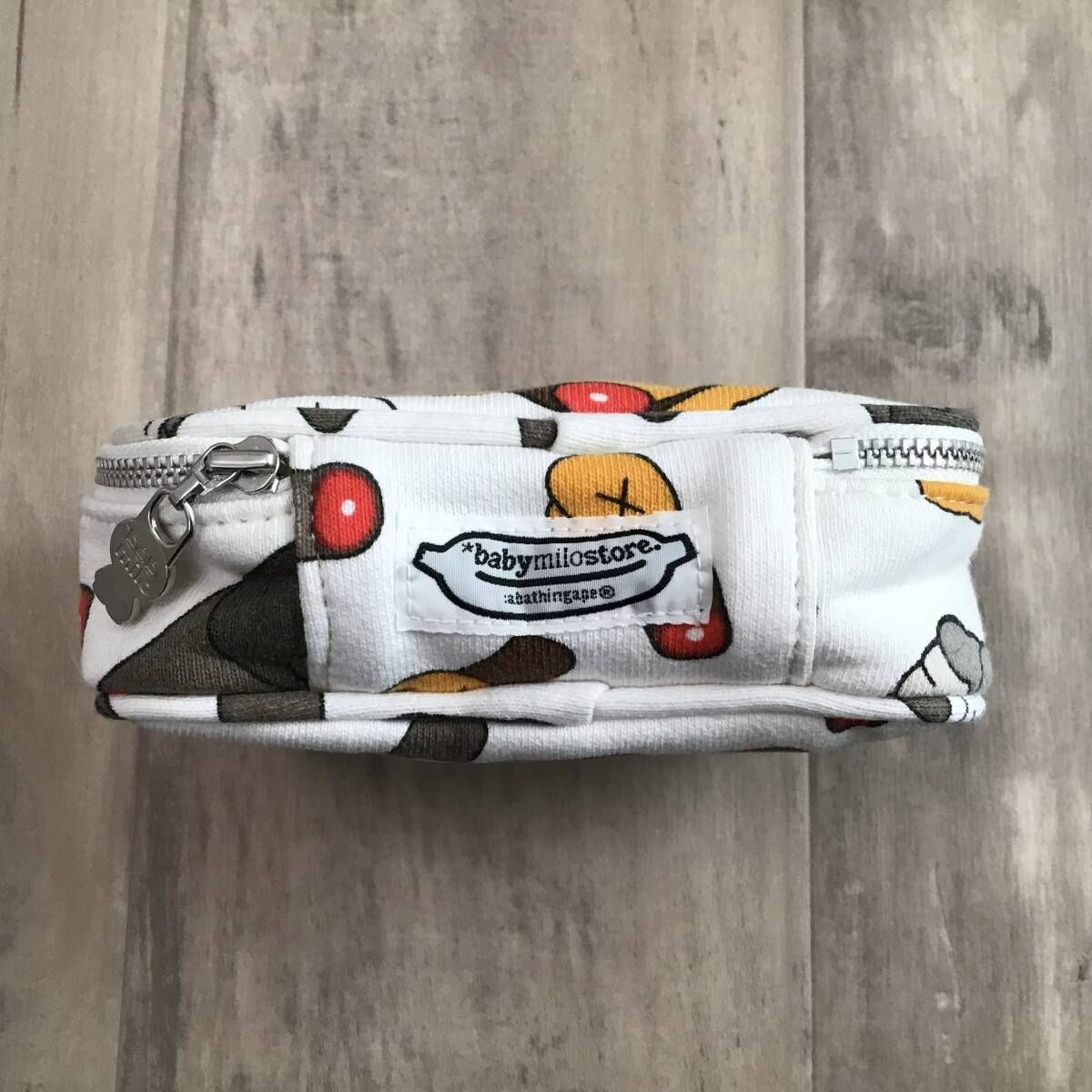 ☆新品☆ KAWS MILO COMPANION ポーチ a bathing ape BAPE カウズ