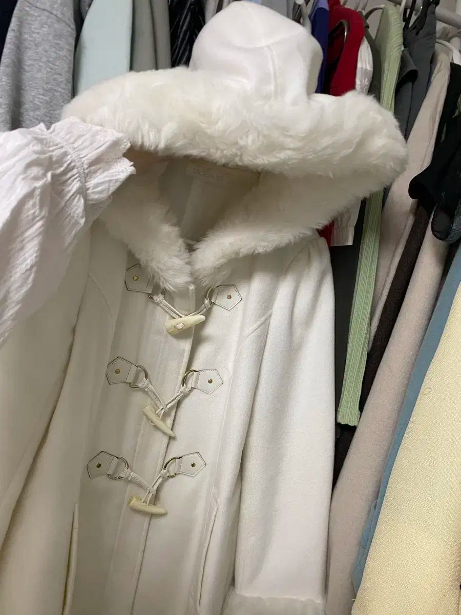 ヴィンテージ セシルマクビー 白 ファー トリミング トグルボタン コート 満月をさがして シロ ギャル