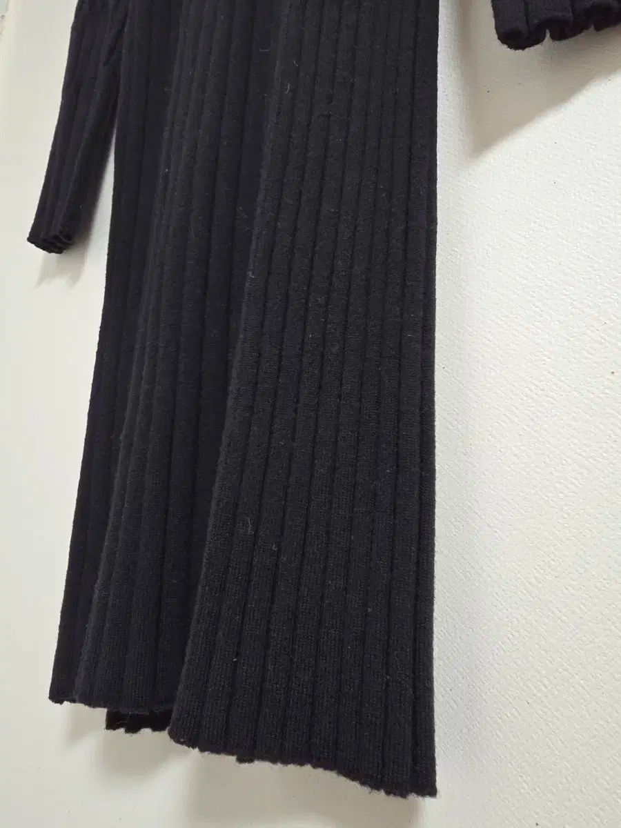 ブラック ゴージ ニット ロング ONE PIECE