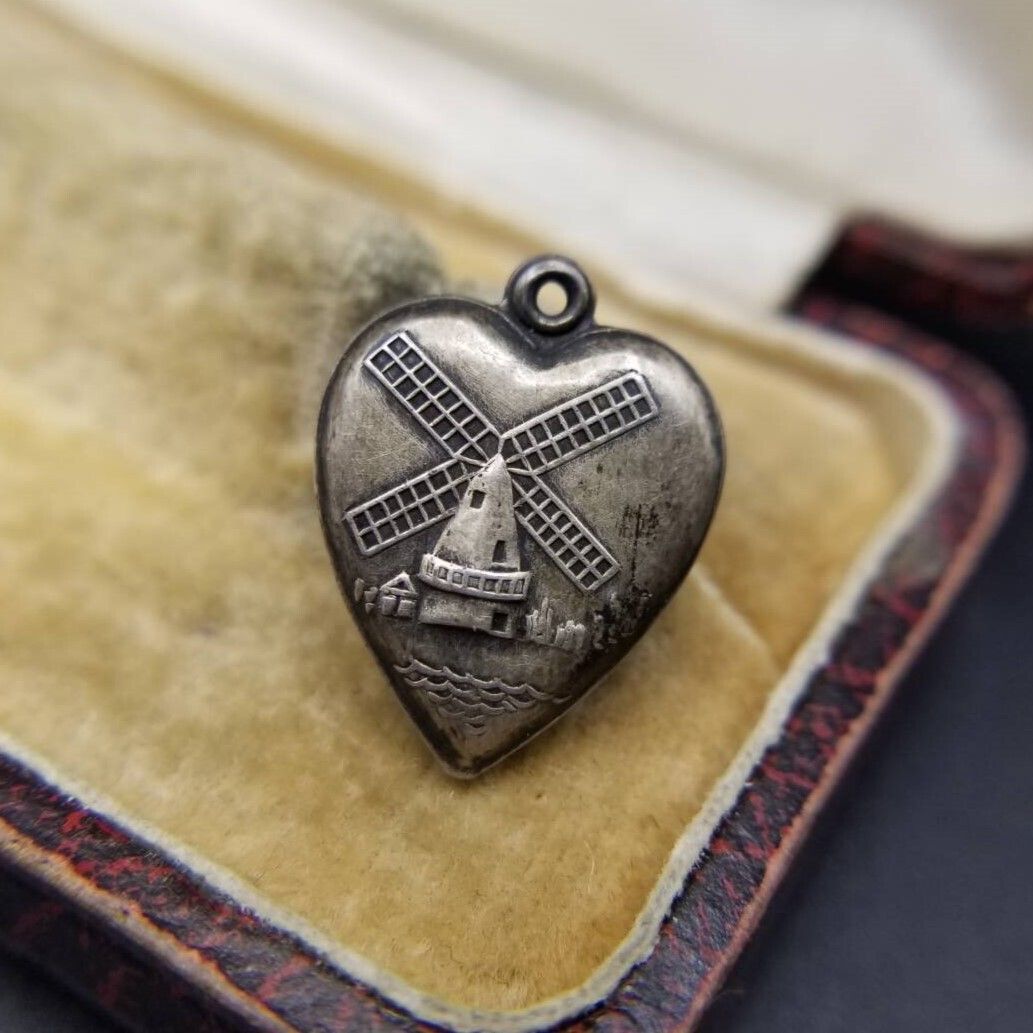 ヴィンテージ パフィーハートジュエリー オランダ風車 925 シルバー チャーム ペンダントヘッド 銀 レトロ Sweetheart Y 23 X
