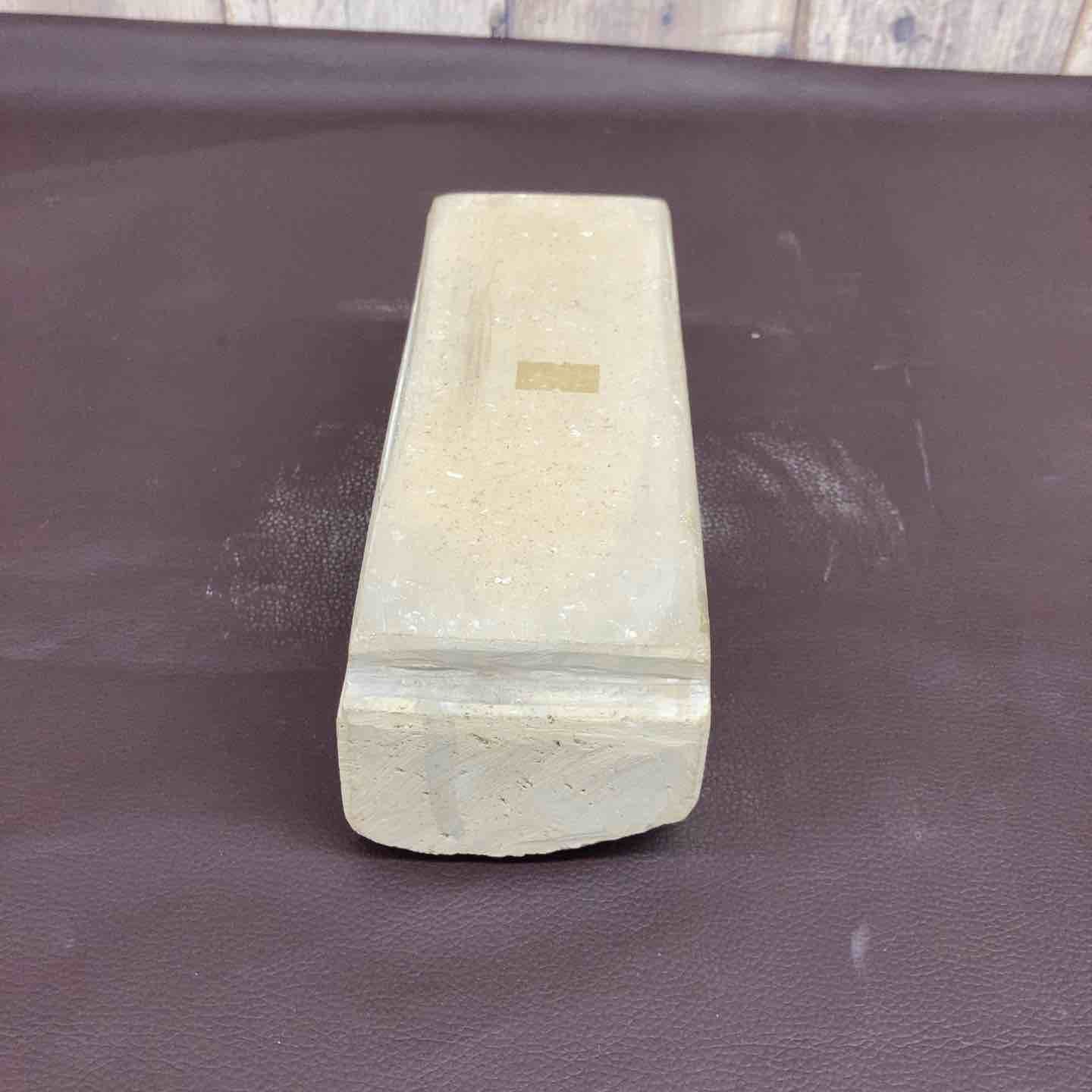  天然砥石 産地沼田 重量約2 2 Kg 長さ約210ｘ幅約80ｘ高さ約70 番手細かめ 京都正本山 天然砥石 砥石