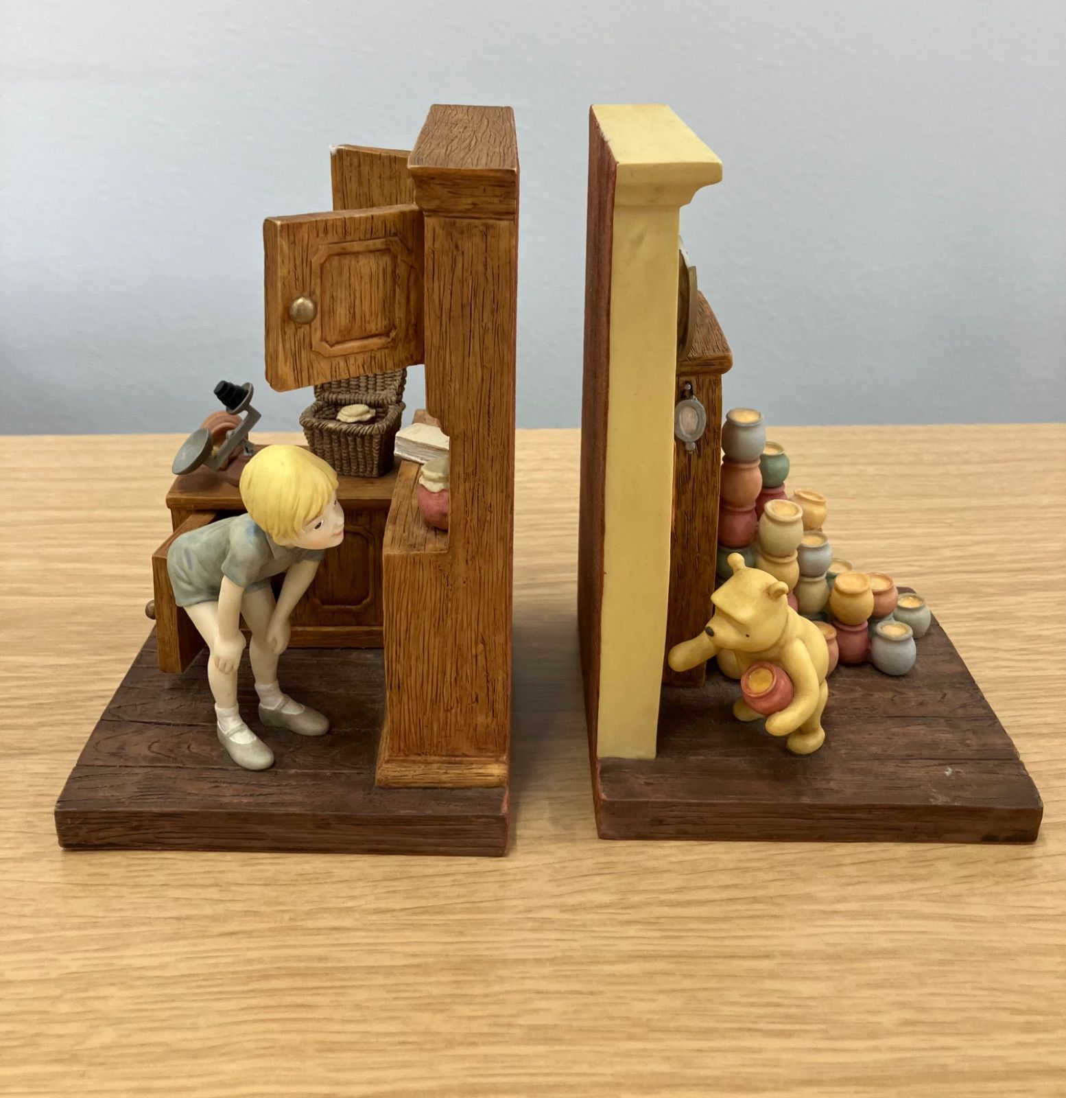 クラシックプー ブックエンド プーさん くまのプーさん 置物 ブック