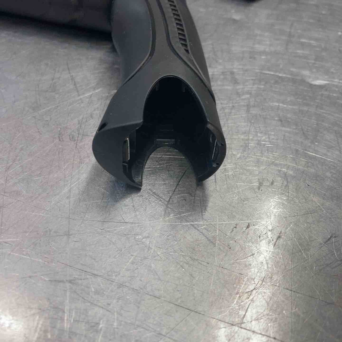 コードレスドリルドライバー