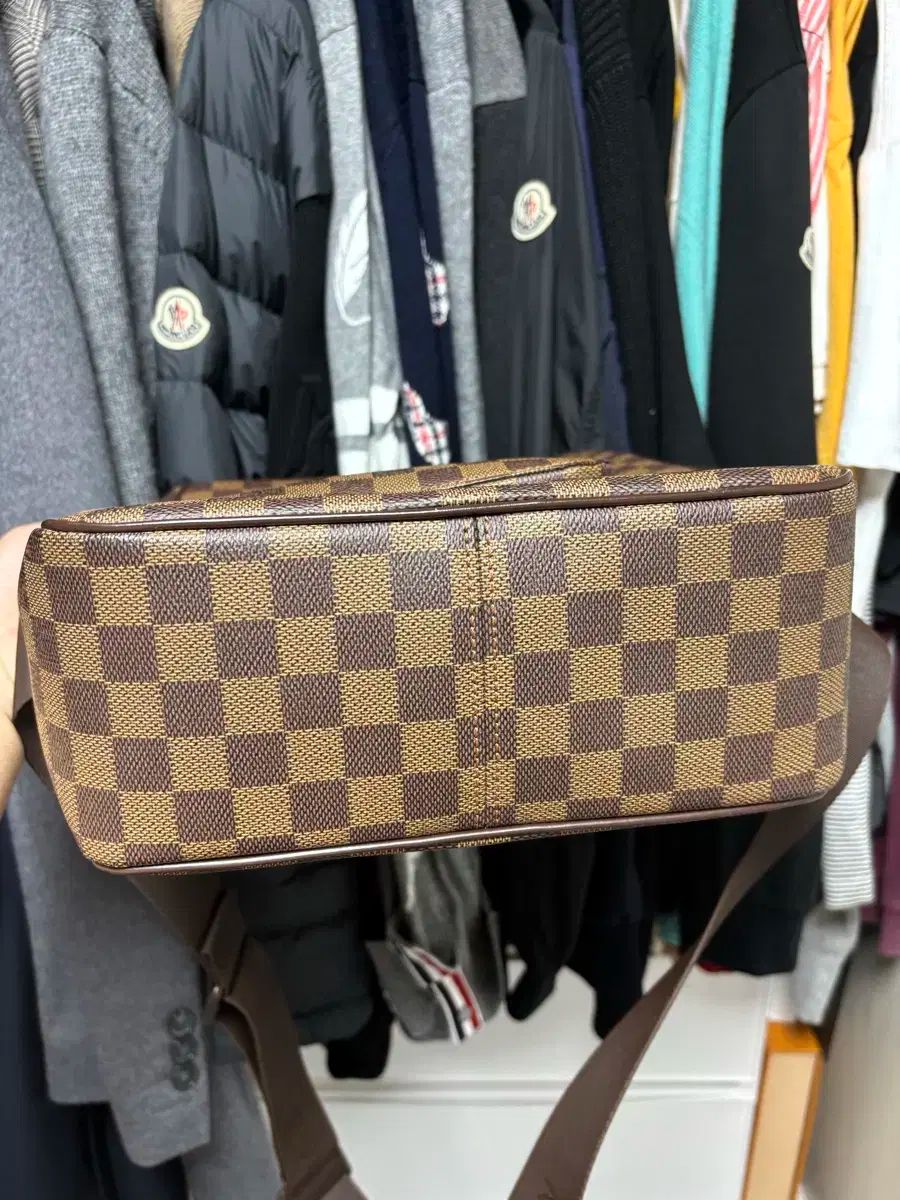 ルイヴィトン ダミエ オール 丸のまま 男 クロスバック