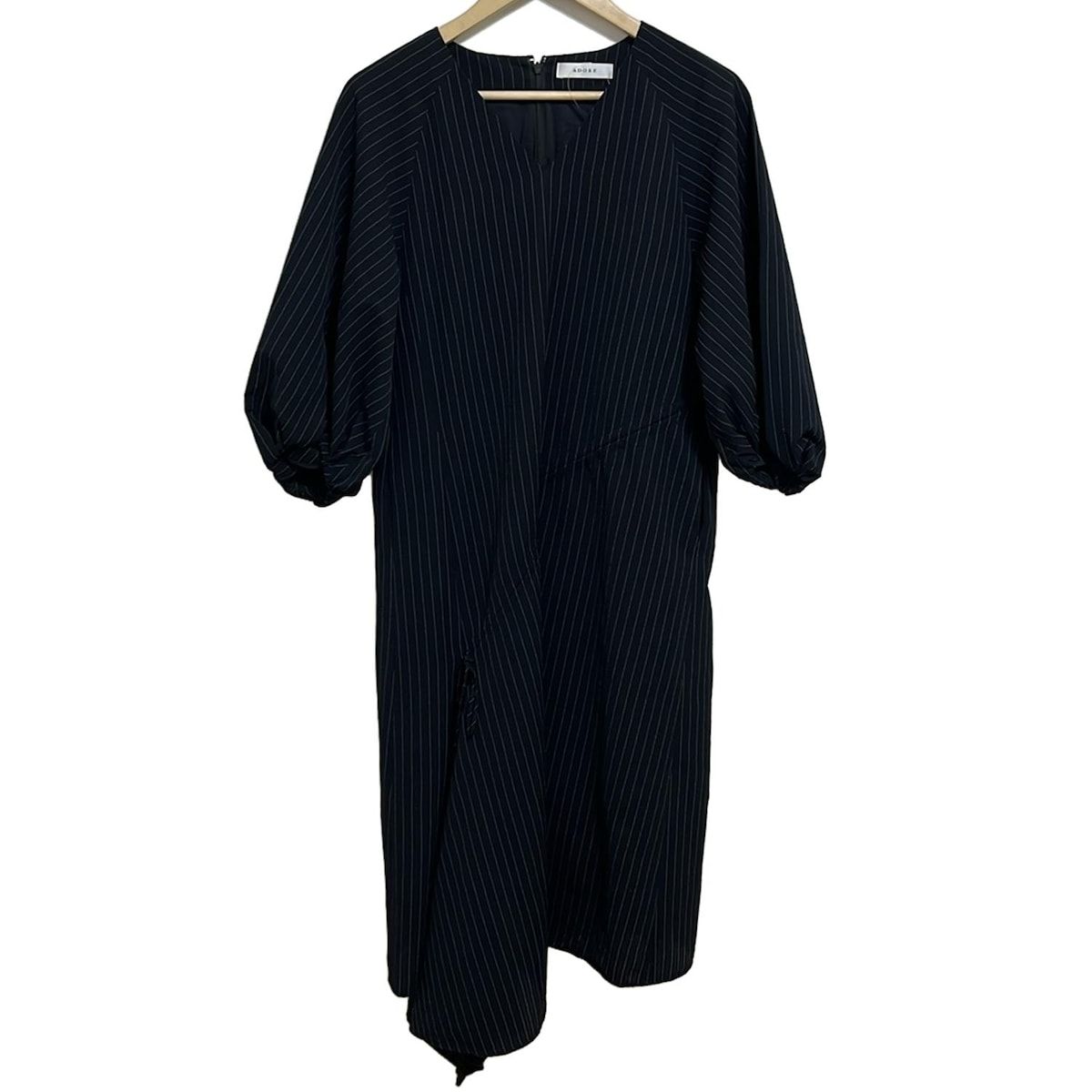 ADORE(アドーア) ワンピース サイズ38 M レディース - 黒×白 Vネック