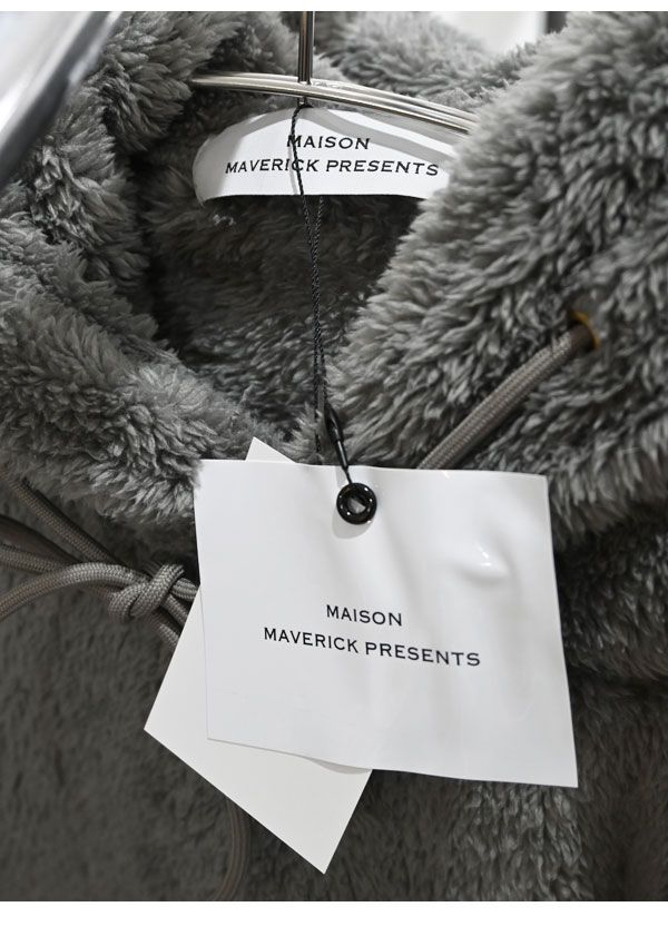 即納】メゾン・マヴェリック MAISON MAVERICK トップス ボアニット