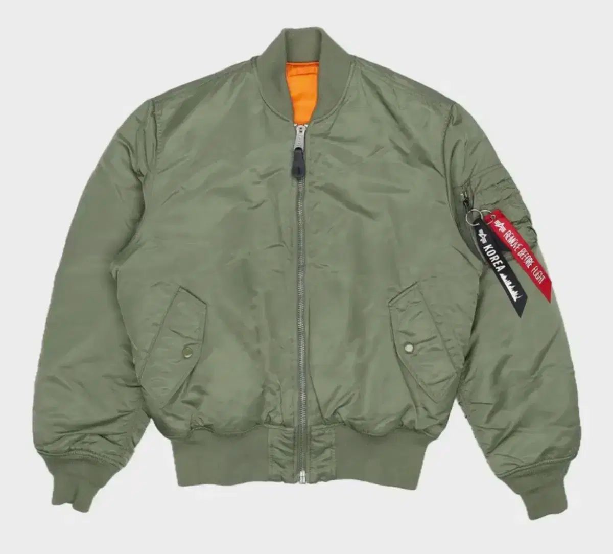 アルファインダストリー MA 1 パイロットジャンパー カーキ