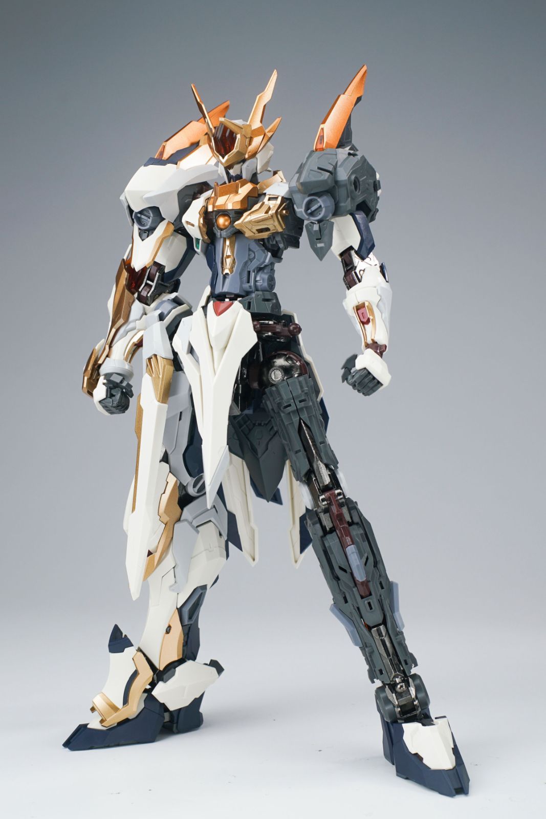 1/100 スケール中国神話シリーズ元霊皇帝応竜塗装済メカ 機甲 可動 組み立て プラモデル聖徒プラスチック製機甲ロボット - メルカリ