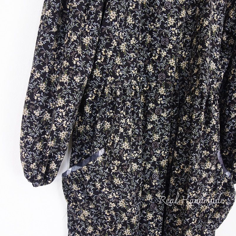 ブラック小花コーデュロイと起毛タータン