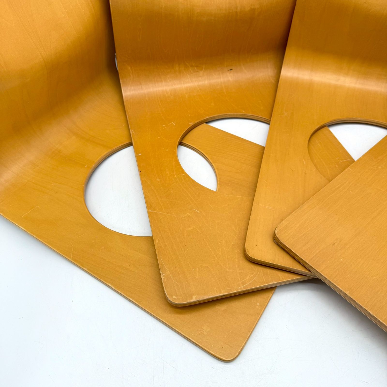 良品✨NITORI 木製 曲げ木座椅子 4脚セット 重ね収納 和モダン 座椅子