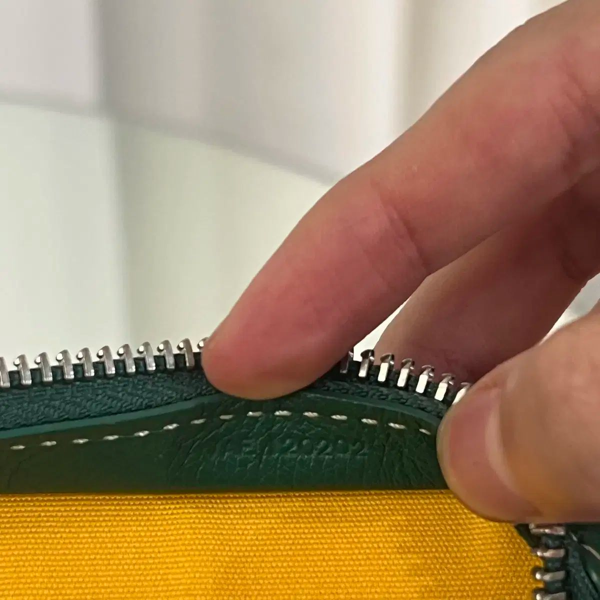 Masion Goyard ゴヤール サイズ ゴーあんさんぶるスターズ あんスタ クラッチバッグ 쥬방스 グリーン 大人向け ブラック系