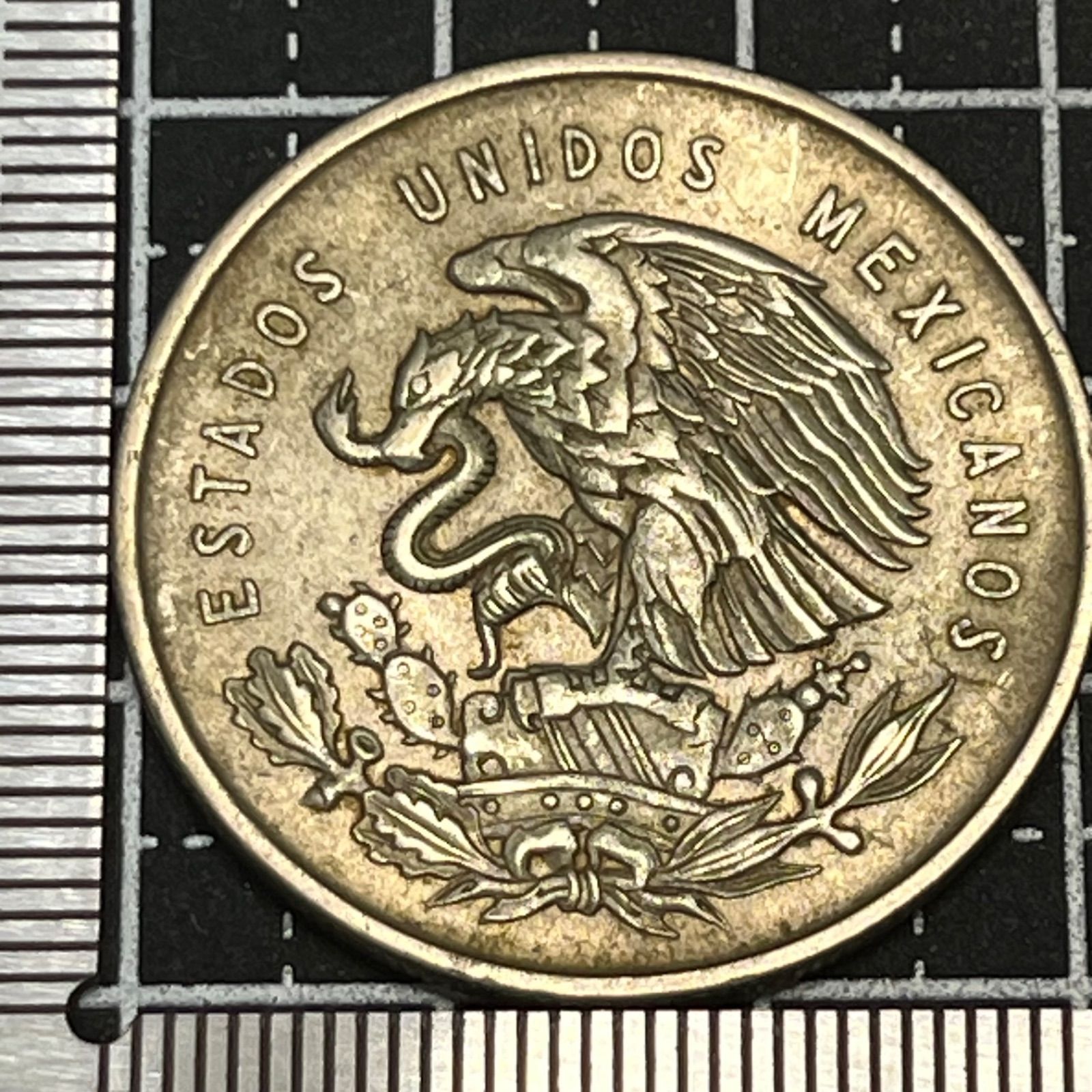 銀貨】1950年 メキシコ 1ペソ銀貨／モレーロス肖像・銀50%の重厚感