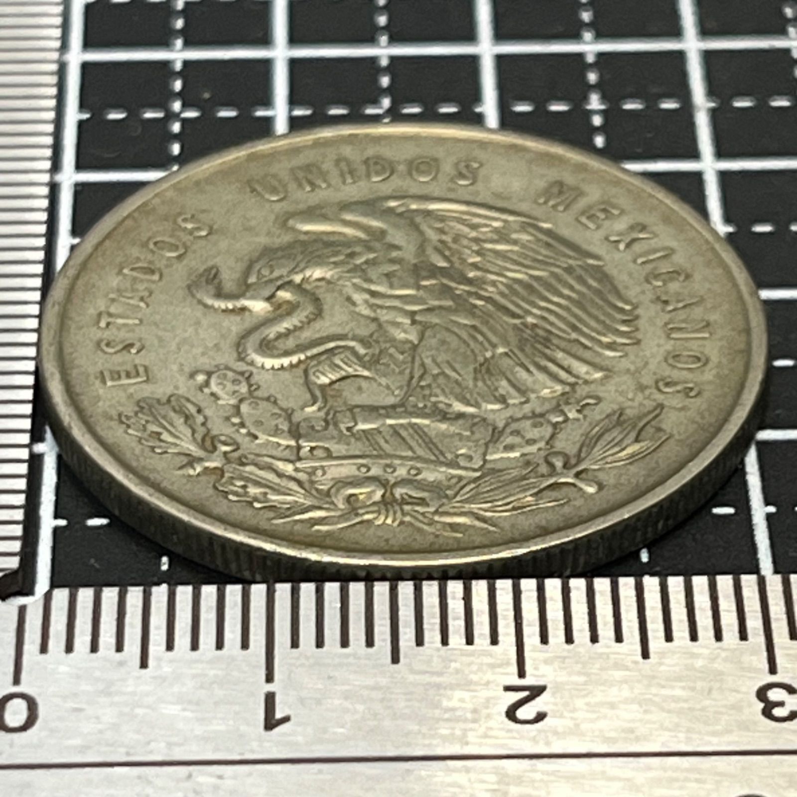 銀貨】1950年 メキシコ 1ペソ銀貨／モレーロス肖像・銀50%の重厚感