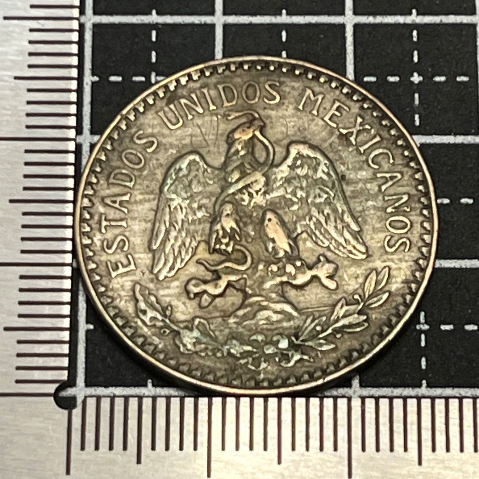 銀貨】1935年 メキシコ 50センタボ銀貨／リベルタッドの光・銀72%の