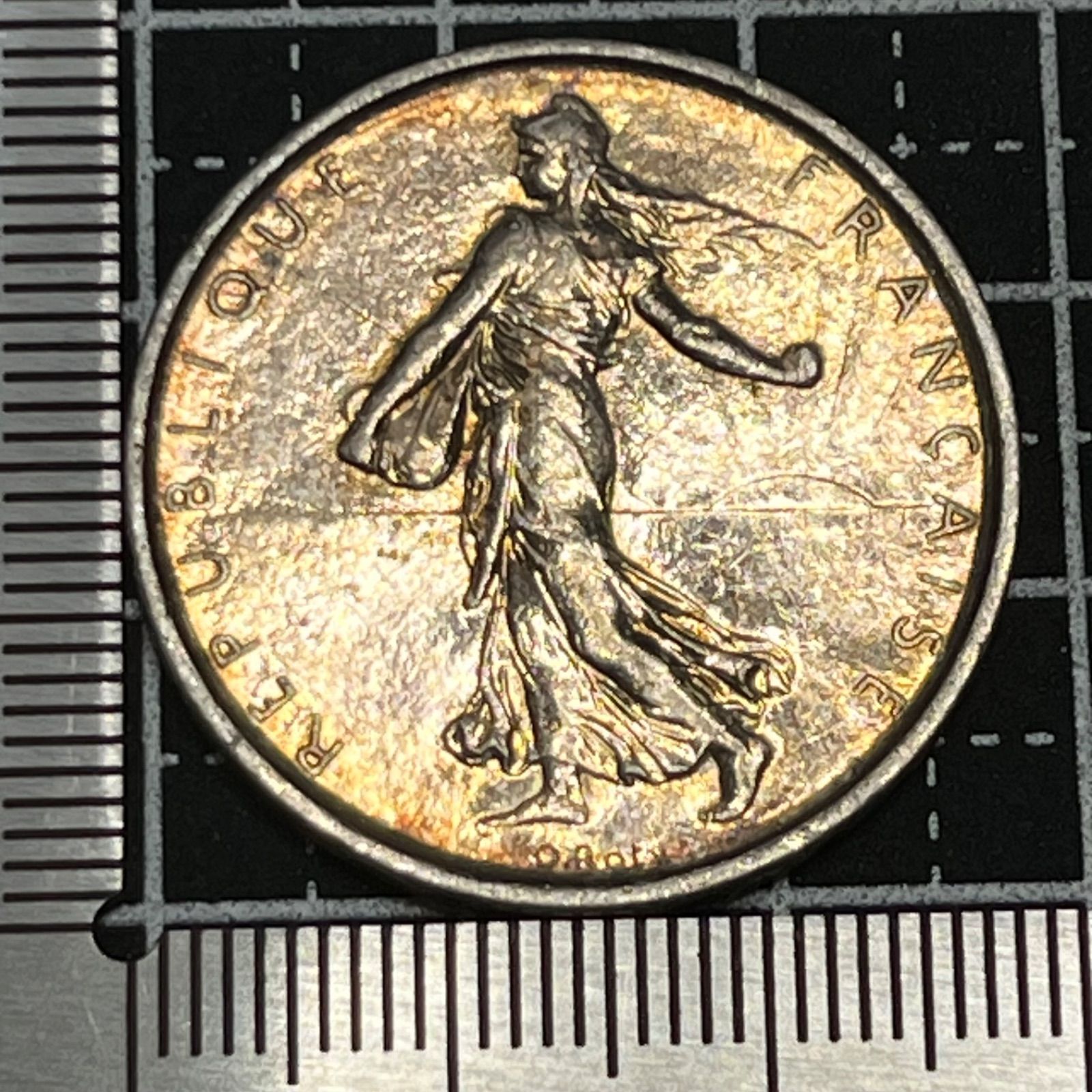 銀貨】1963年 フランス 5フラン “種まく人” 美しい未使用トーン／名作