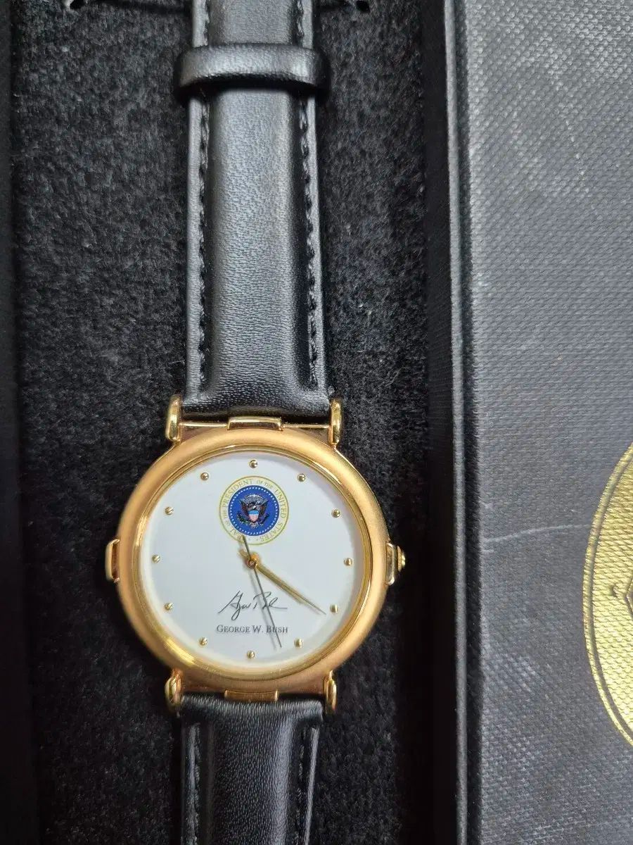 アメリカ大統領時計 ブッシュ オバマ