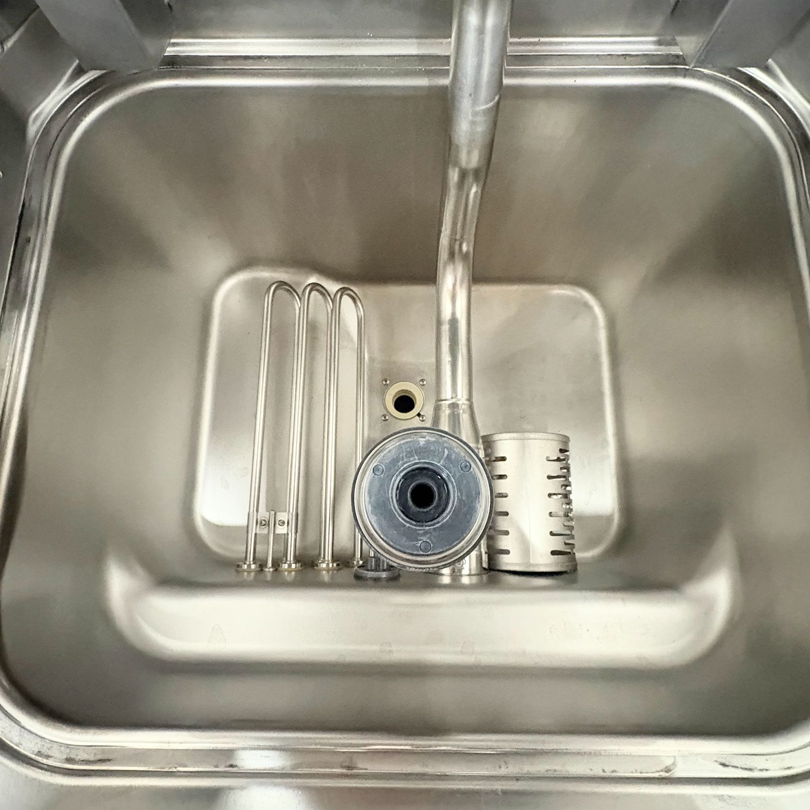  ドアタイプ食器洗浄機 ホシザキ JWE 680 UB 幅640 mm 奥行655 高さ1432 2020年製 三相200 V 60 Hz 業務用 食洗機 1623 その他 食洗機