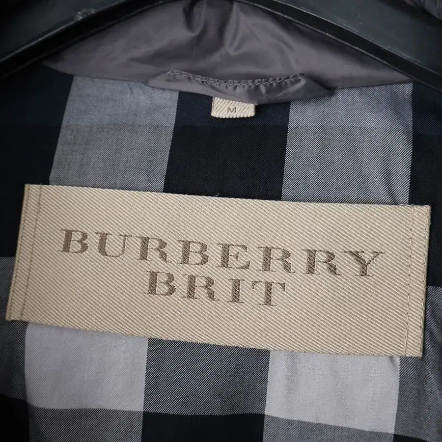 BURBERRY ダウンベスト バーバリー リバーシブル ⁄ BRIT(バーバリー