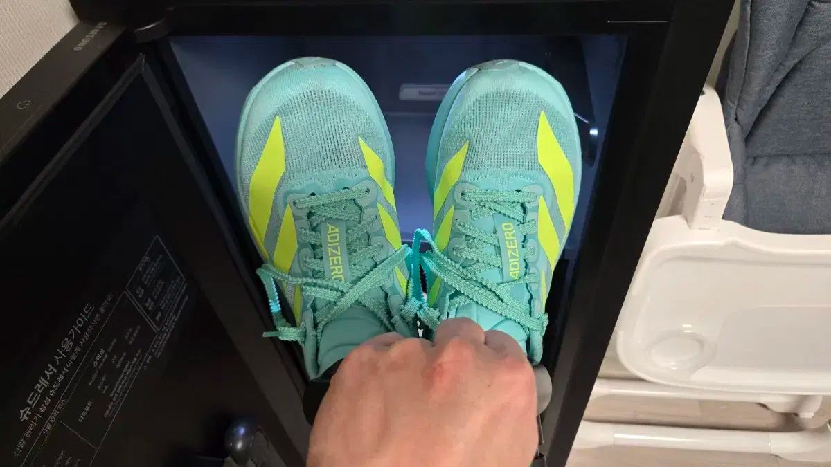 アディダス エボ SL ランニングシューズ 265