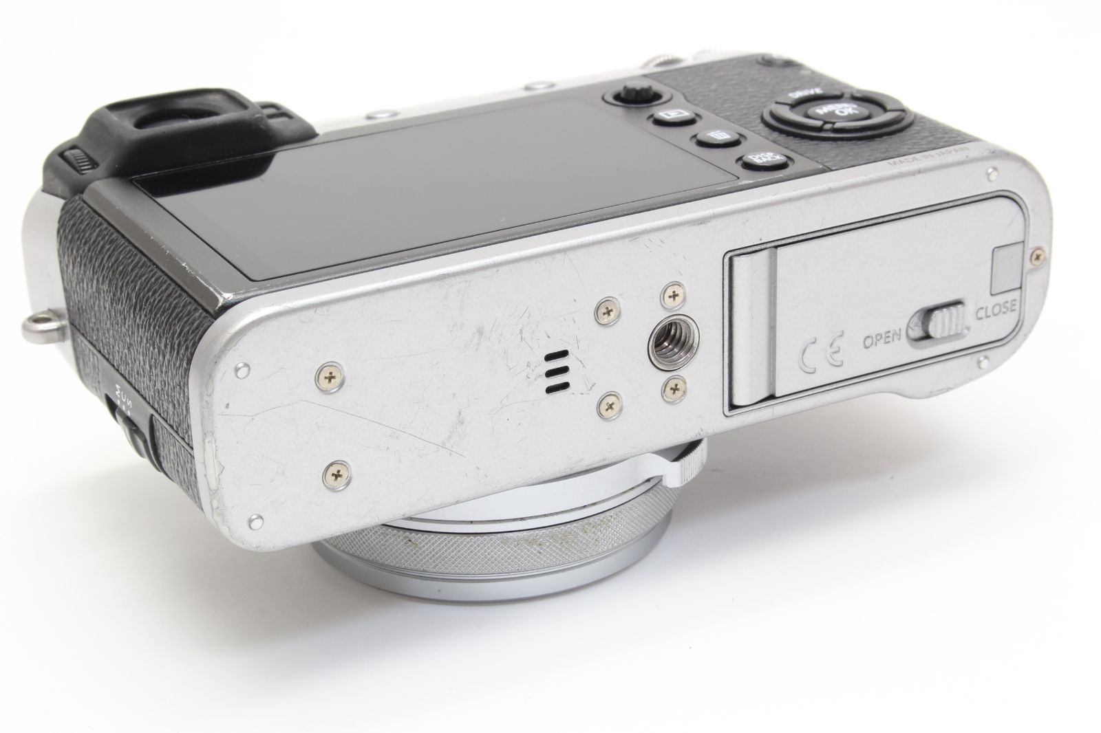  B 並品 富士フィルム X 100 F シルバー 注意書きあり 初期不良 無料 11 52 コンパクトデジタルカメラ デジタルカメラ