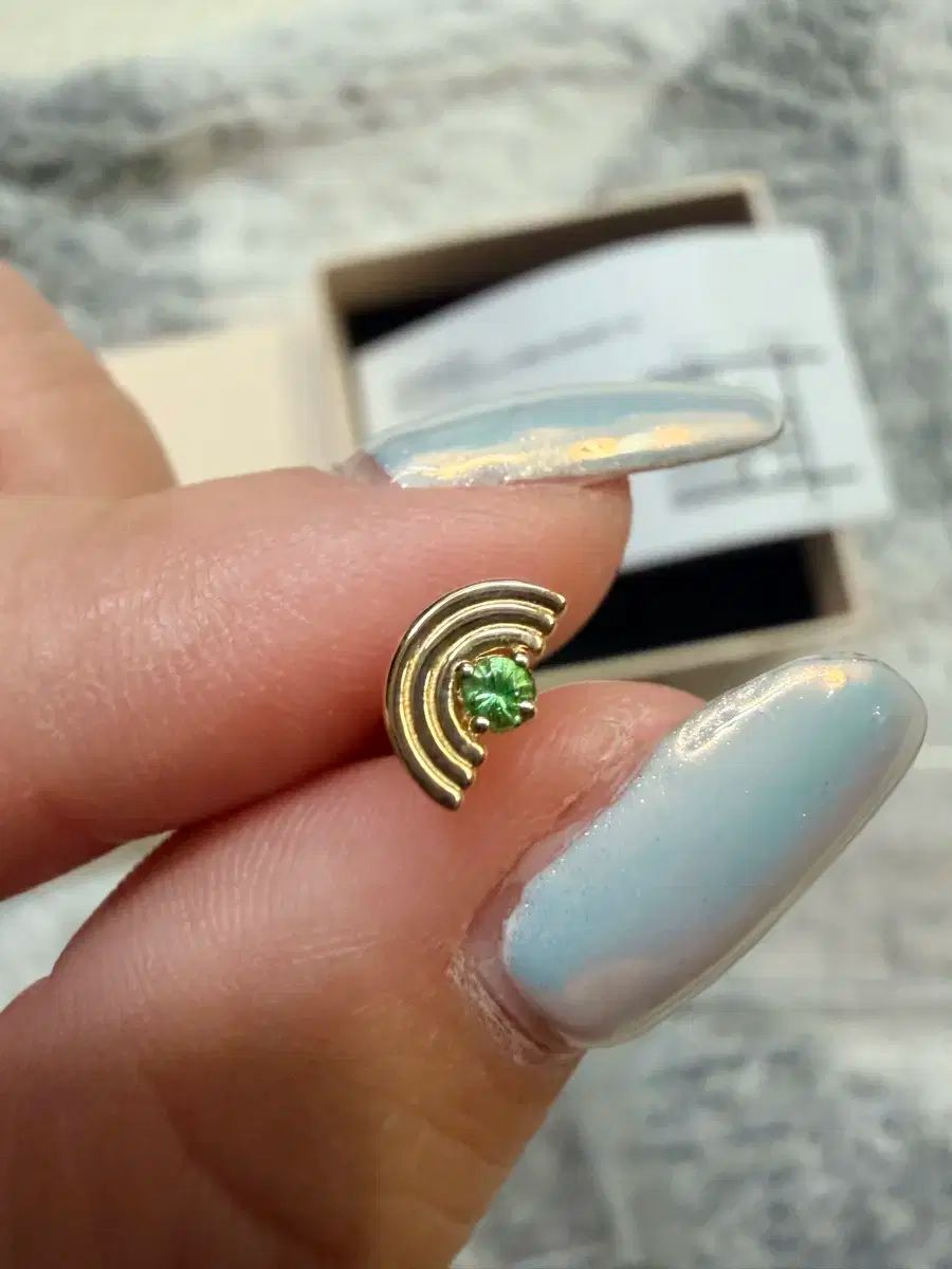 ローズモント 14 k イエロー ゴールド ピアス