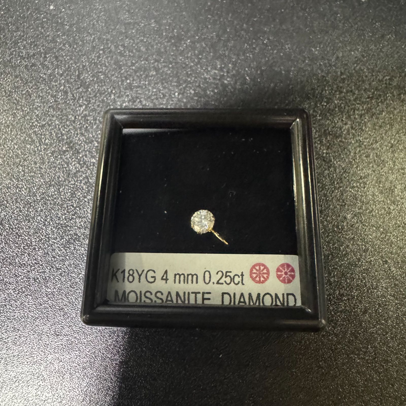 コマ K18 ネックレストップネックレストップ/0.25ct　0.2g B25103543 K18 コマ ネックレストップネックレストップ&frasl;0.25ct K18WG メルカリ 釣り針ペンダントトップ