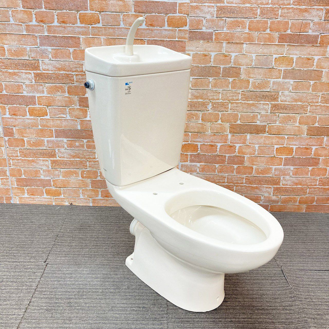 品 INAX イナックス トイレ 洋式便器 壁排水 とタンク DT-2820 一式セット BU 8 アイボリー 1 K