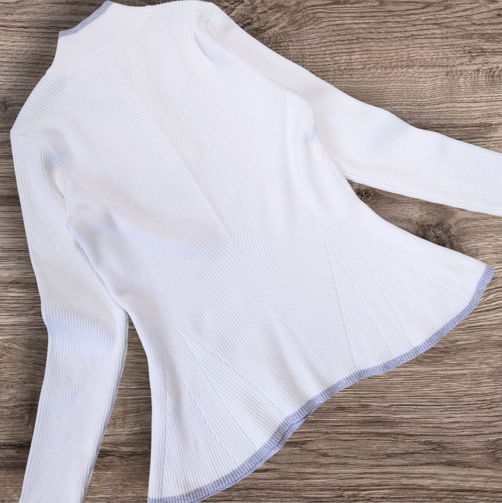 極美品 DESCENTE GOLF ニットセットアップ ゴルフニット レディース